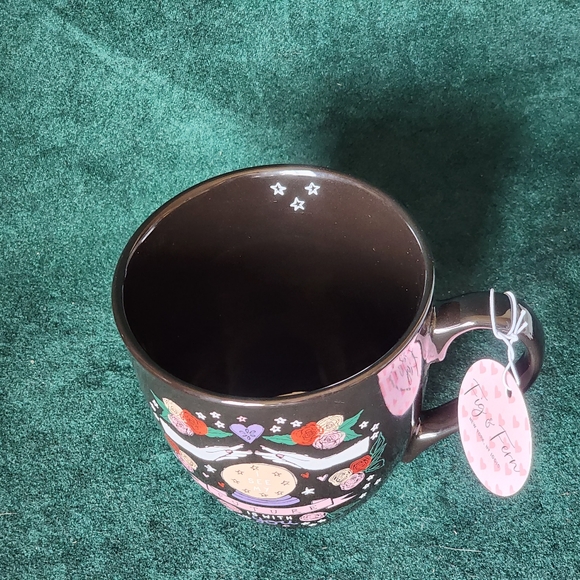 Valloween Valentine's Fortune Teller Mug - Picture 3 of 8